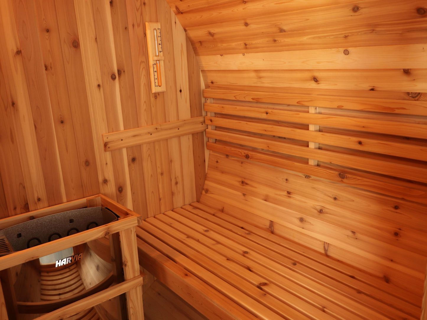 SunRay Aurora 4-Person Traditional Barrel Sauna