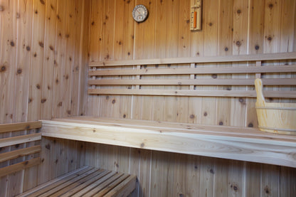SunRay Hampton 3-Person Traditional Sauna