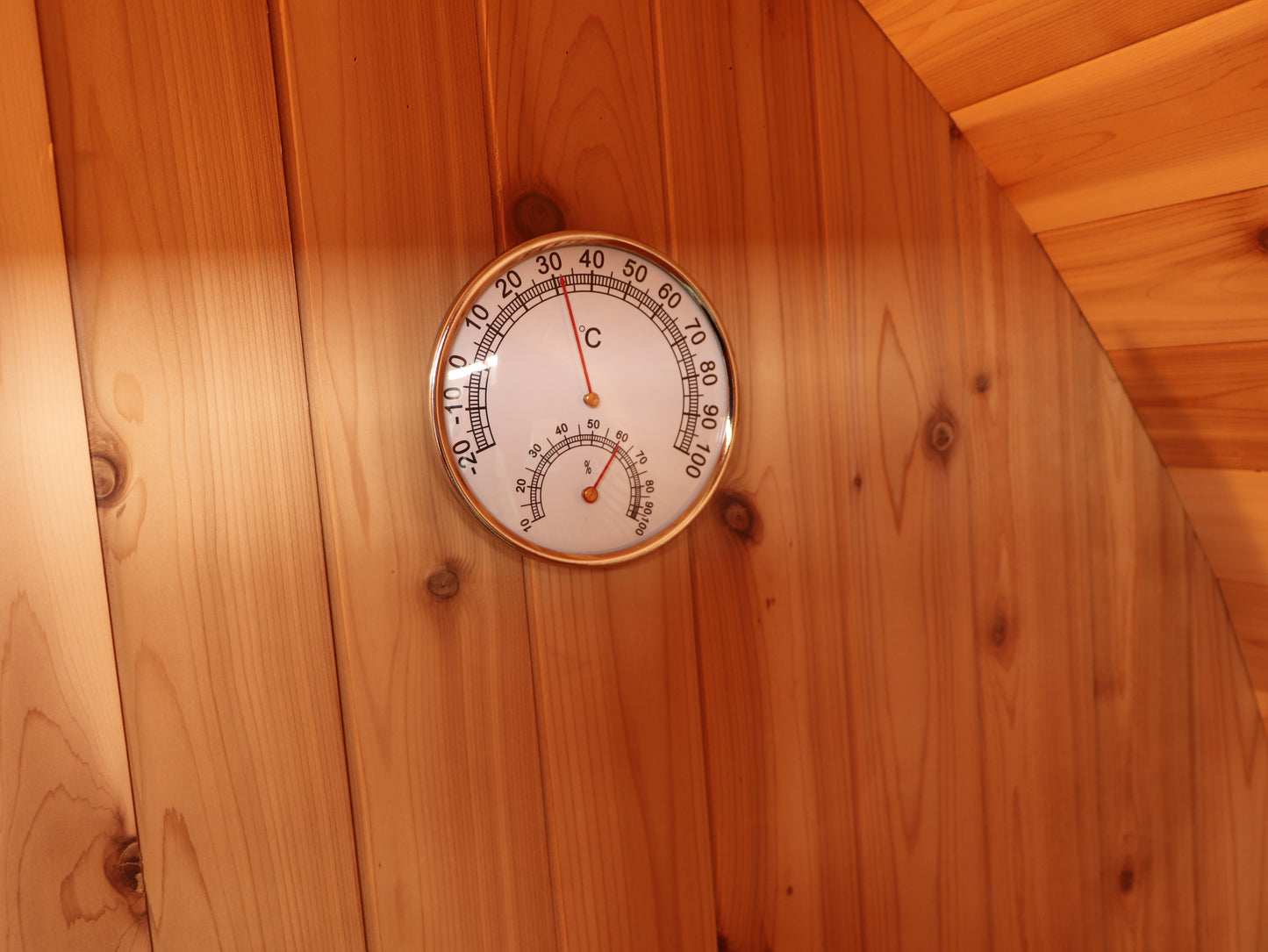 SunRay Solace 2-Person Traditional Barrel Sauna