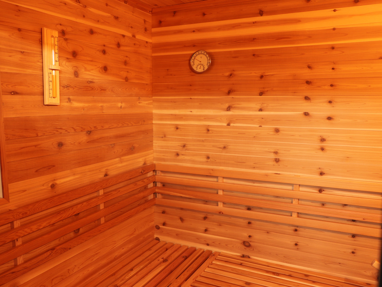 SunRay Denali 400D5 4-Person Outdoor Sauna | 6kW Harvia Heater | Red Cedar