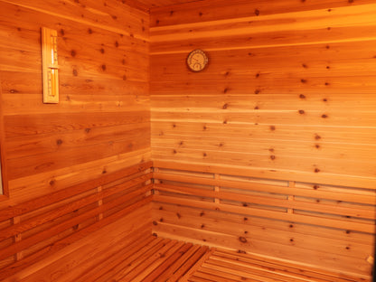 SunRay Denali 400D5 4-Person Outdoor Sauna | 6kW Harvia Heater | Red Cedar