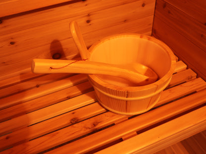 SunRay Denali 400D5 4-Person Outdoor Sauna | 6kW Harvia Heater | Red Cedar