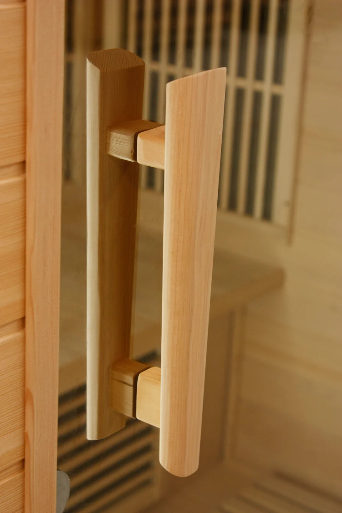 Maxxus Avignon 3-Person Near-Zero EMF FAR Infrared Corner Sauna — Canadian Red Cedar (MX-K356-01-ZF CED)